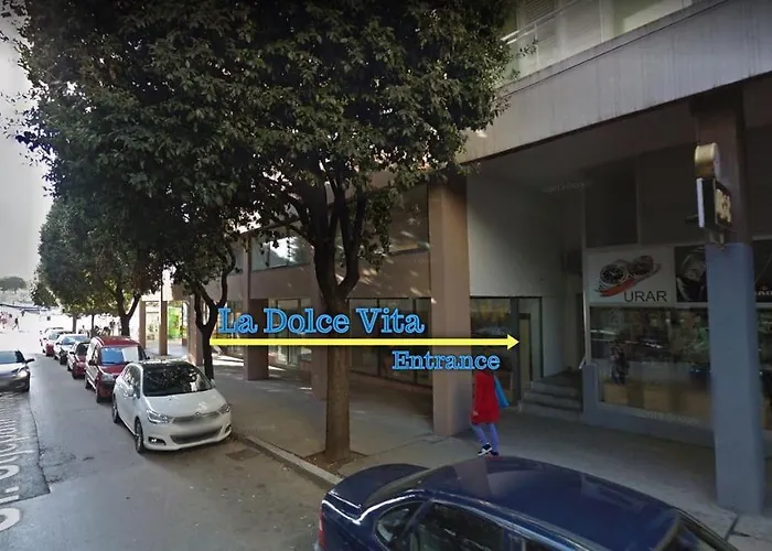 La Dolce بيت ضيافة زادار