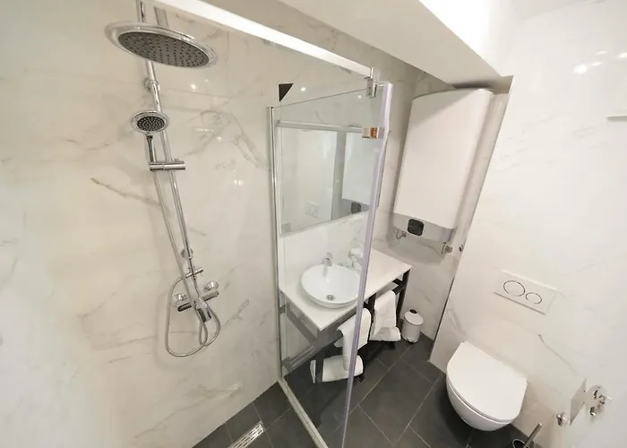 Affittacamere La Dolce 4*